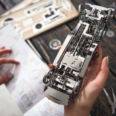 Металический механический 3D-пазл Time4Machine Glorious Cabrio Превью 10