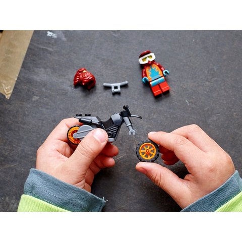 Конструктор LEGO City Огненный каскадерский мотоцикл (60311) Превью 7
